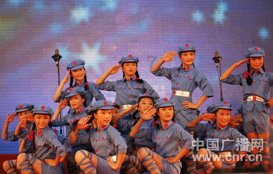 华为与北汽智选车项目供应商大会在北京栖湖饭店召开