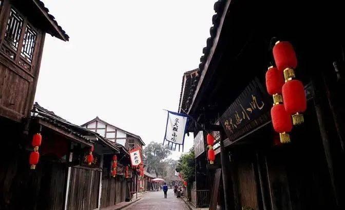 一面锦旗,百分信任!烟台农商银行优质高效信贷服务获赠锦旗